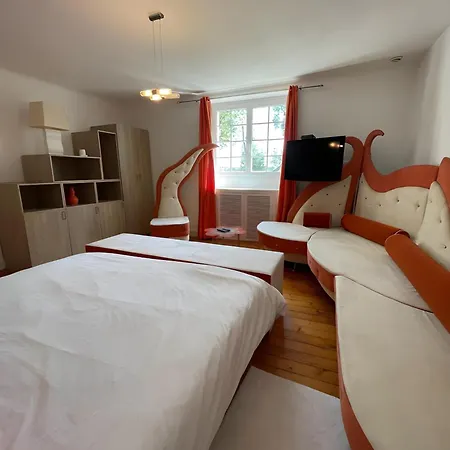 Domaine De La Belvaudiere - 22 Pers - Piscine - Luxe -reve Au Mans Venkovský dům